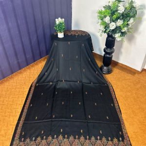 Kashmiri Handmade Emdroided 1 side bouti jawl Shawl